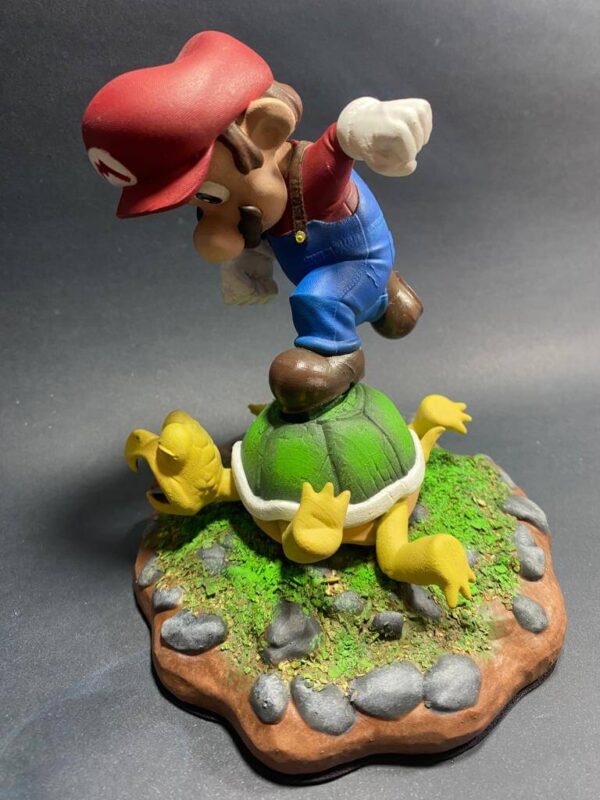 Estátua Mario e Koopa Troopa 2